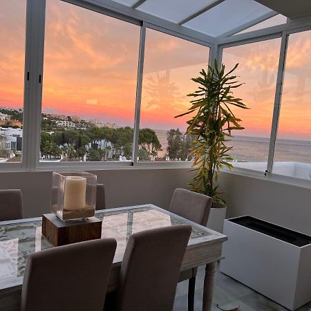 On The Beach - Penthouse On The Mediterranean 에스테포나 외부 사진