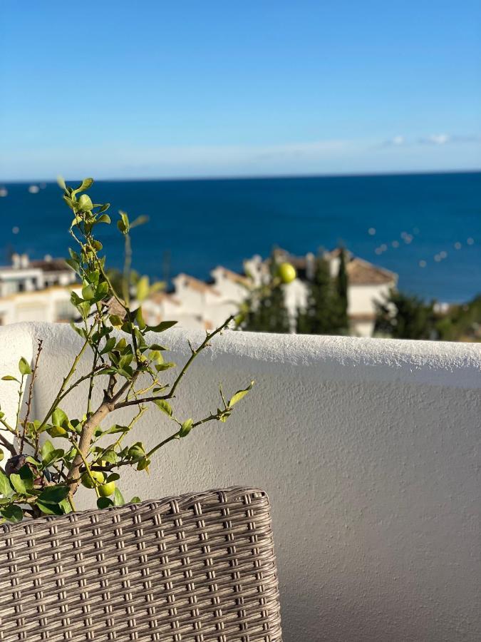 On The Beach - Penthouse On The Mediterranean 에스테포나 외부 사진