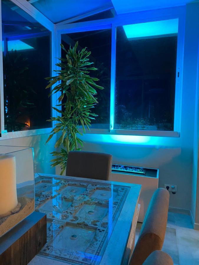 On The Beach - Penthouse On The Mediterranean 에스테포나 외부 사진